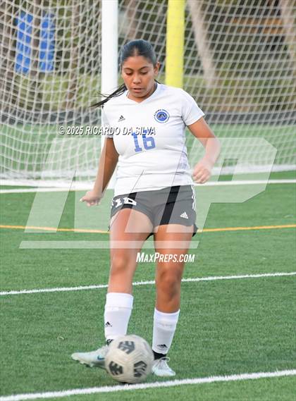 Thumbnail 1 in The Woodlands vs Aldine (UIL 6A D1 Soccer Bi-District) photogallery.