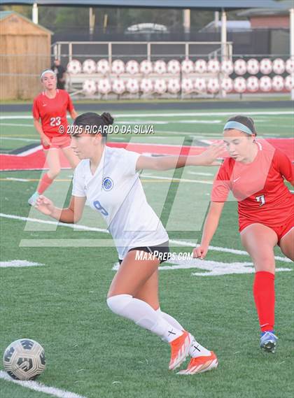 Thumbnail 1 in The Woodlands vs Aldine (UIL 6A D1 Soccer Bi-District) photogallery.