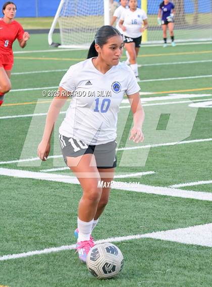 Thumbnail 2 in The Woodlands vs Aldine (UIL 6A D1 Soccer Bi-District) photogallery.