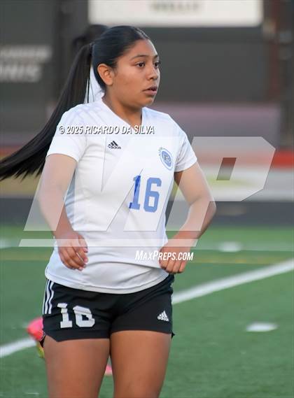 Thumbnail 1 in The Woodlands vs Aldine (UIL 6A D1 Soccer Bi-District) photogallery.