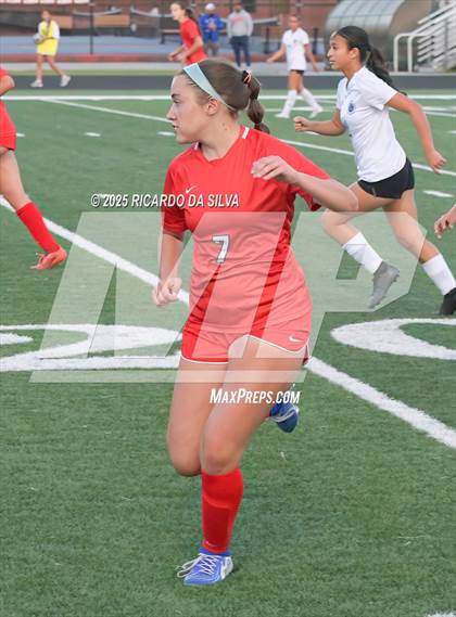 Thumbnail 2 in The Woodlands vs Aldine (UIL 6A D1 Soccer Bi-District) photogallery.