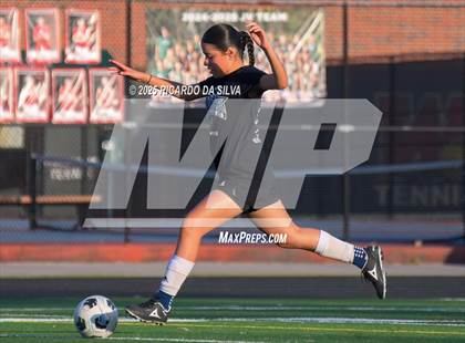 Thumbnail 3 in The Woodlands vs Aldine (UIL 6A D1 Soccer Bi-District) photogallery.