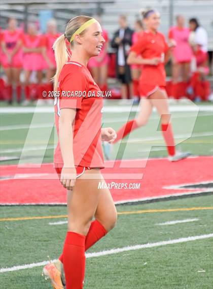 Thumbnail 3 in The Woodlands vs Aldine (UIL 6A D1 Soccer Bi-District) photogallery.