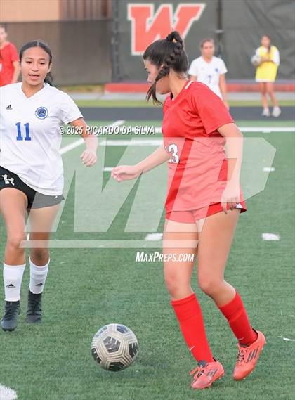 Thumbnail 2 in The Woodlands vs Aldine (UIL 6A D1 Soccer Bi-District) photogallery.
