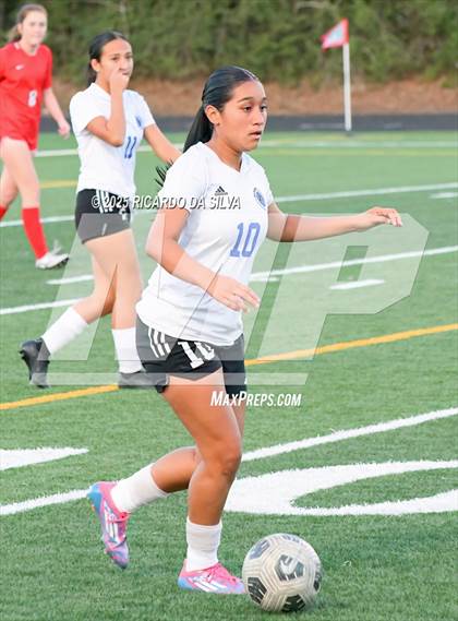 Thumbnail 3 in The Woodlands vs Aldine (UIL 6A D1 Soccer Bi-District) photogallery.