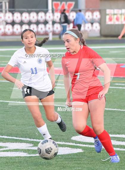 Thumbnail 1 in The Woodlands vs Aldine (UIL 6A D1 Soccer Bi-District) photogallery.