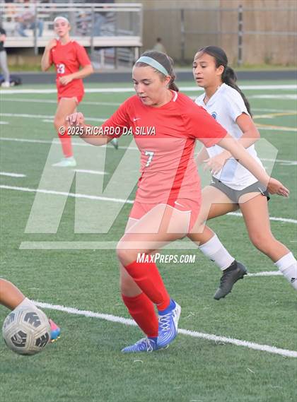 Thumbnail 2 in The Woodlands vs Aldine (UIL 6A D1 Soccer Bi-District) photogallery.