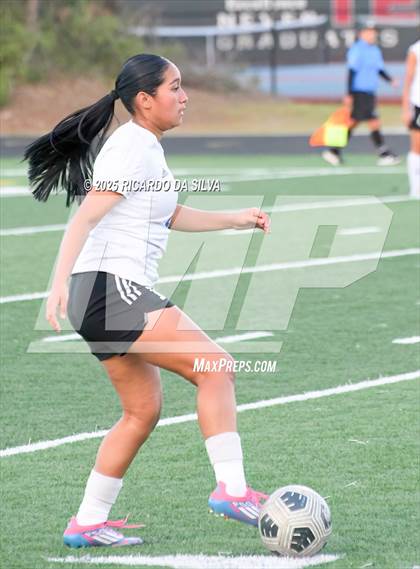 Thumbnail 3 in The Woodlands vs Aldine (UIL 6A D1 Soccer Bi-District) photogallery.