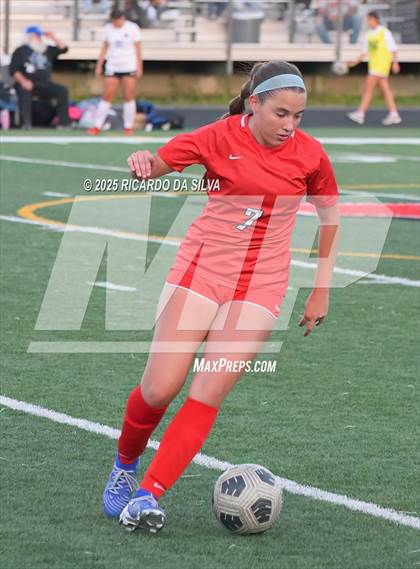 Thumbnail 3 in The Woodlands vs Aldine (UIL 6A D1 Soccer Bi-District) photogallery.