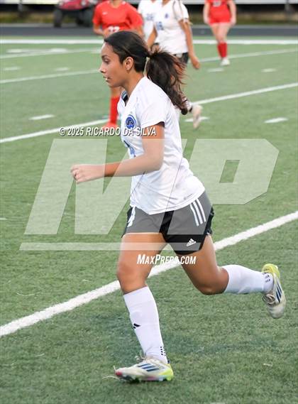 Thumbnail 2 in The Woodlands vs Aldine (UIL 6A D1 Soccer Bi-District) photogallery.