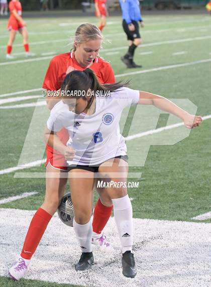 Thumbnail 3 in The Woodlands vs Aldine (UIL 6A D1 Soccer Bi-District) photogallery.