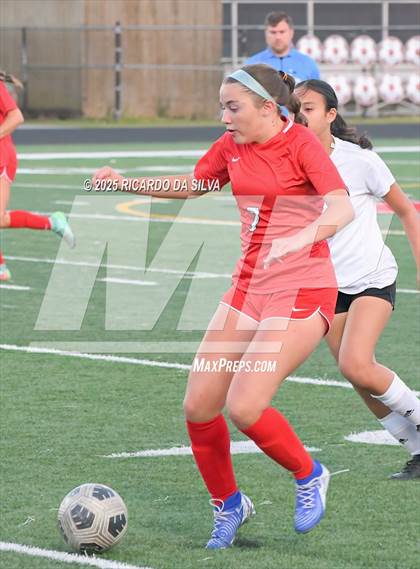 Thumbnail 2 in The Woodlands vs Aldine (UIL 6A D1 Soccer Bi-District) photogallery.