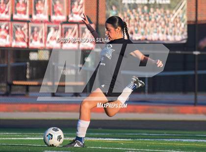 Thumbnail 3 in The Woodlands vs Aldine (UIL 6A D1 Soccer Bi-District) photogallery.