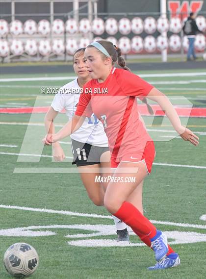 Thumbnail 1 in The Woodlands vs Aldine (UIL 6A D1 Soccer Bi-District) photogallery.