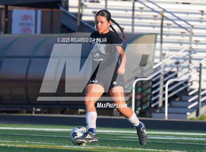 Thumbnail 2 in The Woodlands vs Aldine (UIL 6A D1 Soccer Bi-District) photogallery.