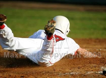 Thumbnail 3 in Jones vs. Sparkman photogallery.