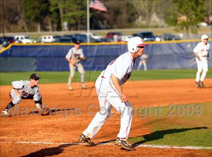 Thumbnail 3 in Jones vs. Sparkman photogallery.