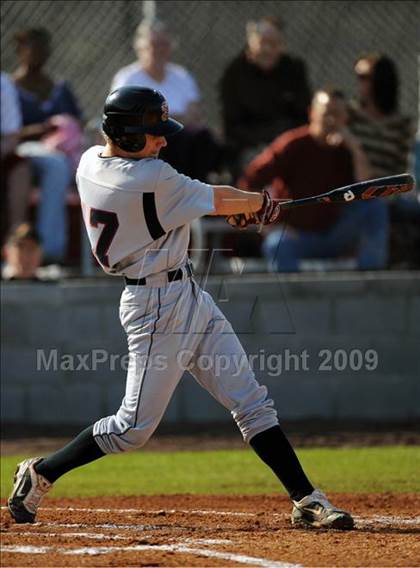 Thumbnail 3 in Jones vs. Sparkman photogallery.