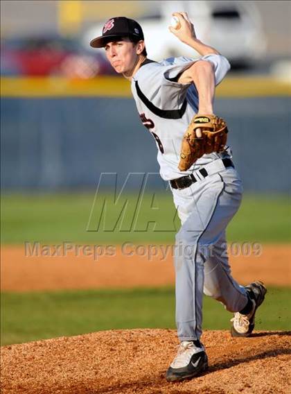 Thumbnail 2 in Jones vs. Sparkman photogallery.