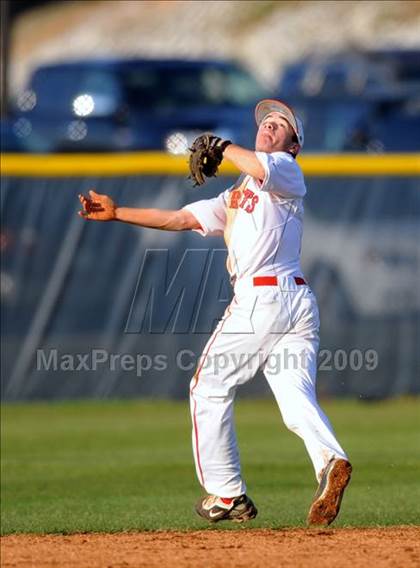 Thumbnail 2 in Jones vs. Sparkman photogallery.
