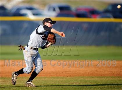 Thumbnail 3 in Jones vs. Sparkman photogallery.