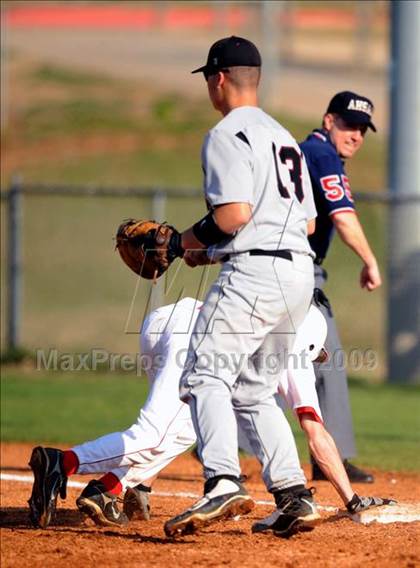 Thumbnail 2 in Jones vs. Sparkman photogallery.
