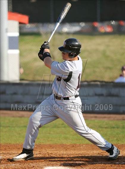 Thumbnail 2 in Jones vs. Sparkman photogallery.