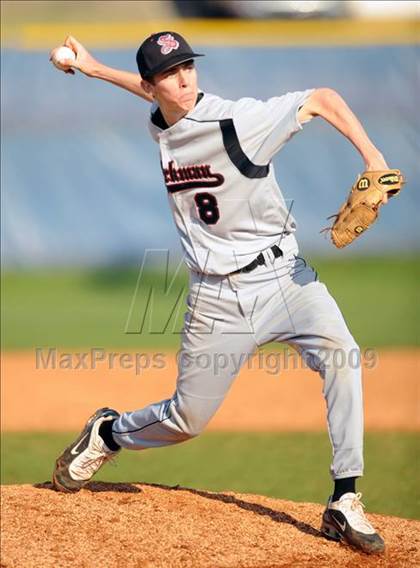 Thumbnail 2 in Jones vs. Sparkman photogallery.