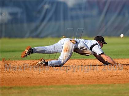 Thumbnail 1 in Jones vs. Sparkman photogallery.