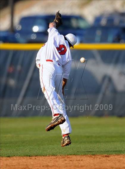 Thumbnail 3 in Jones vs. Sparkman photogallery.