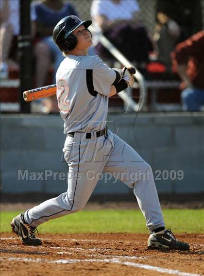 Thumbnail 3 in Jones vs. Sparkman photogallery.
