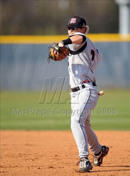 Thumbnail 2 in Jones vs. Sparkman photogallery.