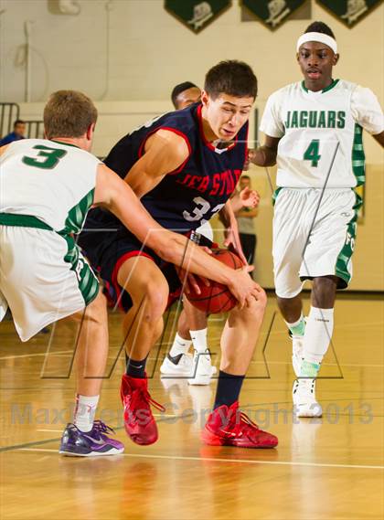 Thumbnail 2 in Stuart vs Falls Church (Joe Cascio Holiday Classic) photogallery.
