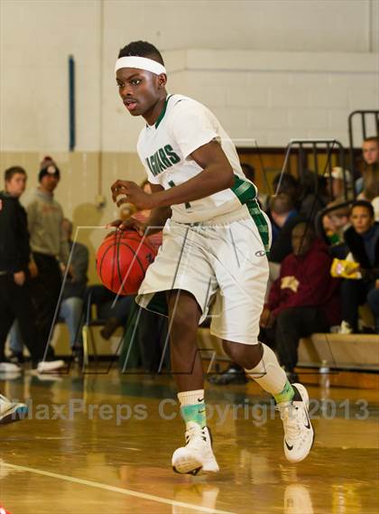 Thumbnail 3 in Stuart vs Falls Church (Joe Cascio Holiday Classic) photogallery.