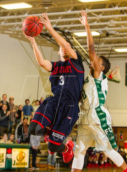 Thumbnail 3 in Stuart vs Falls Church (Joe Cascio Holiday Classic) photogallery.