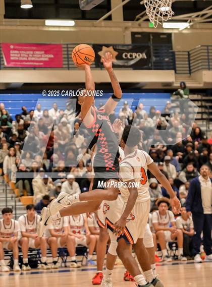 Thumbnail 2 in Westchester vs. Chatsworth (CIF CS Open Division Final) photogallery.