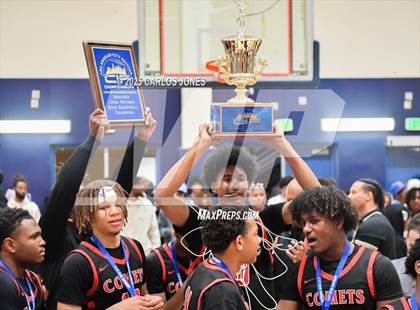 Thumbnail 2 in Westchester vs. Chatsworth (CIF CS Open Division Final) photogallery.
