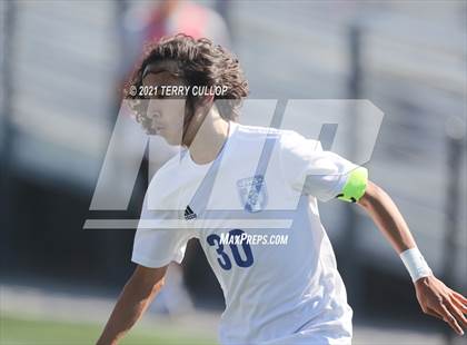 Thumbnail 3 in Fremont vs. Weber (UHSAA 6A Semifinal) photogallery.