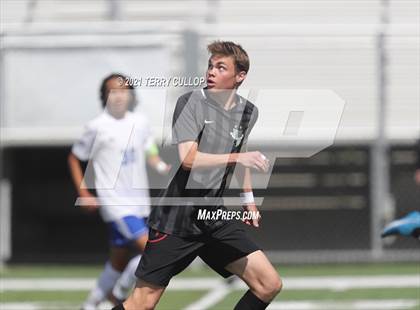 Thumbnail 2 in Fremont vs. Weber (UHSAA 6A Semifinal) photogallery.