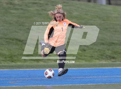Thumbnail 1 in Fremont vs. Weber (UHSAA 6A Semifinal) photogallery.
