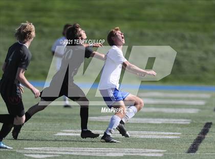 Thumbnail 2 in Fremont vs. Weber (UHSAA 6A Semifinal) photogallery.