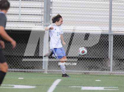 Thumbnail 1 in Fremont vs. Weber (UHSAA 6A Semifinal) photogallery.