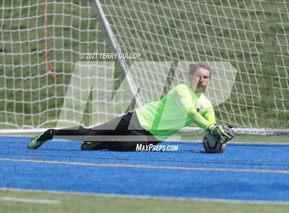 Thumbnail 3 in Fremont vs. Weber (UHSAA 6A Semifinal) photogallery.