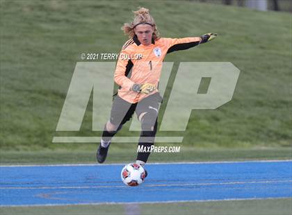 Thumbnail 3 in Fremont vs. Weber (UHSAA 6A Semifinal) photogallery.