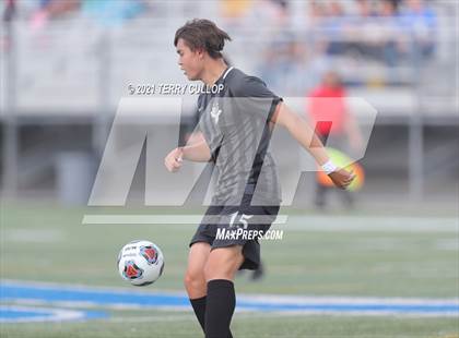 Thumbnail 2 in Fremont vs. Weber (UHSAA 6A Semifinal) photogallery.