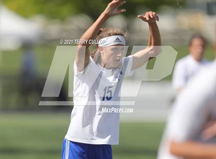 Thumbnail 2 in Fremont vs. Weber (UHSAA 6A Semifinal) photogallery.