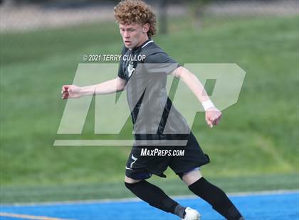 Thumbnail 3 in Fremont vs. Weber (UHSAA 6A Semifinal) photogallery.