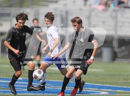 Thumbnail 1 in Fremont vs. Weber (UHSAA 6A Semifinal) photogallery.