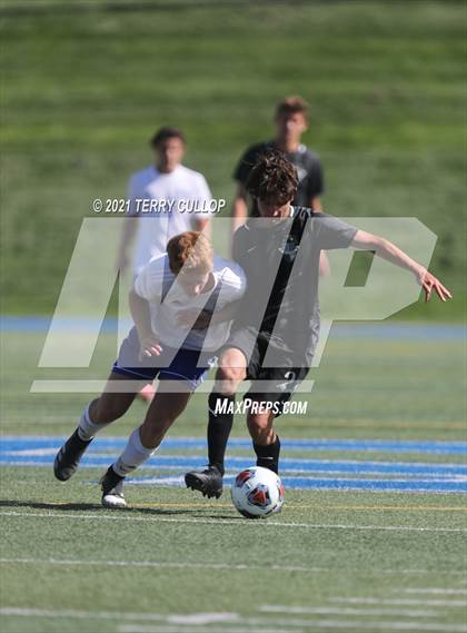 Thumbnail 1 in Fremont vs. Weber (UHSAA 6A Semifinal) photogallery.