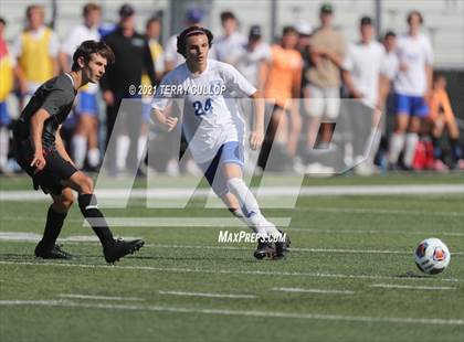 Thumbnail 1 in Fremont vs. Weber (UHSAA 6A Semifinal) photogallery.